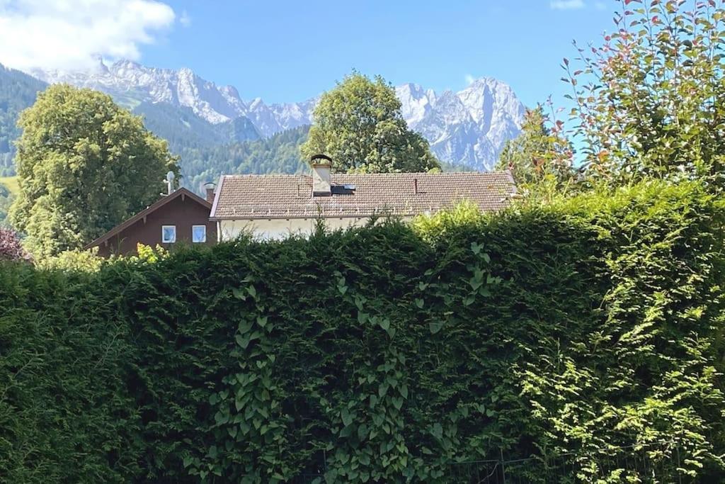 Zentral, ruhig&stilvoll mit Bergpanorama+ Garten Garmisch-Partenkirchen Exterior foto